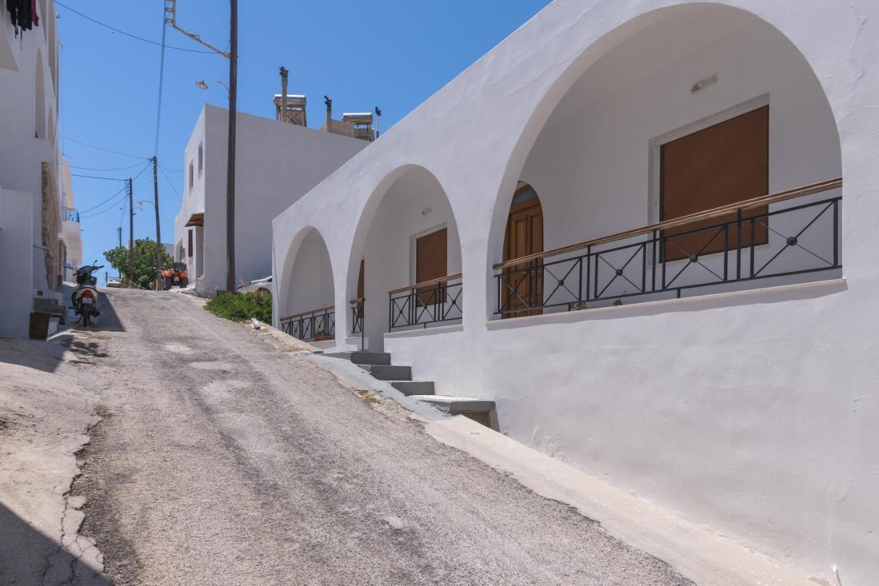 Areti'S Milos Guesthouses Αδάμας Εξωτερικό φωτογραφία